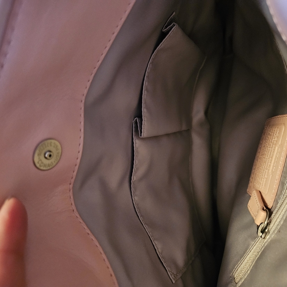 Coach Ashley SV/Powder Pink Leather Hippie Women's Bag NWT - Picture 9 of 14